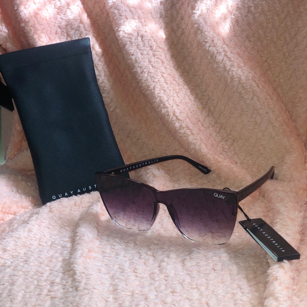 QUAY “come thru” sunglasses